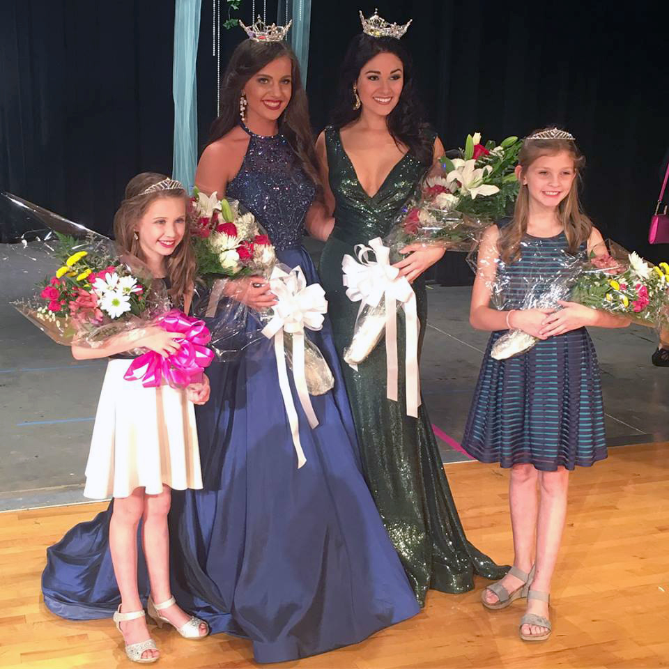 Jessica Procter, Miss Alabama 2017 and Miss Leeds Area 2017, crowned Bailey Kennon as the new Miss Leeds Area 2018.  Her Rising Star is Zoie Cleveland. 